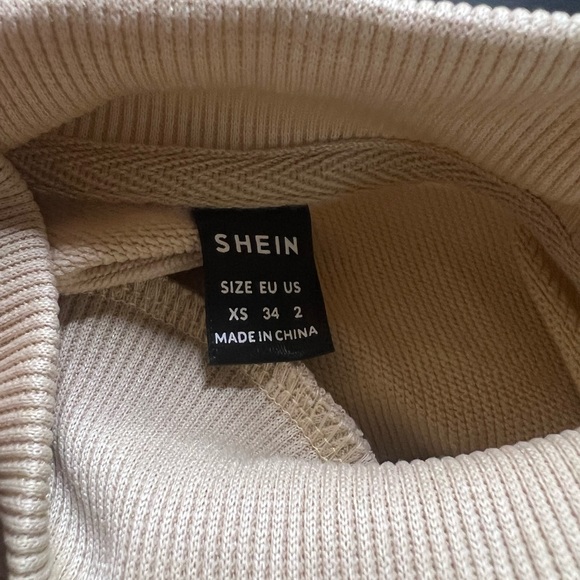 hoodie🤎 - Picture 2 of 2